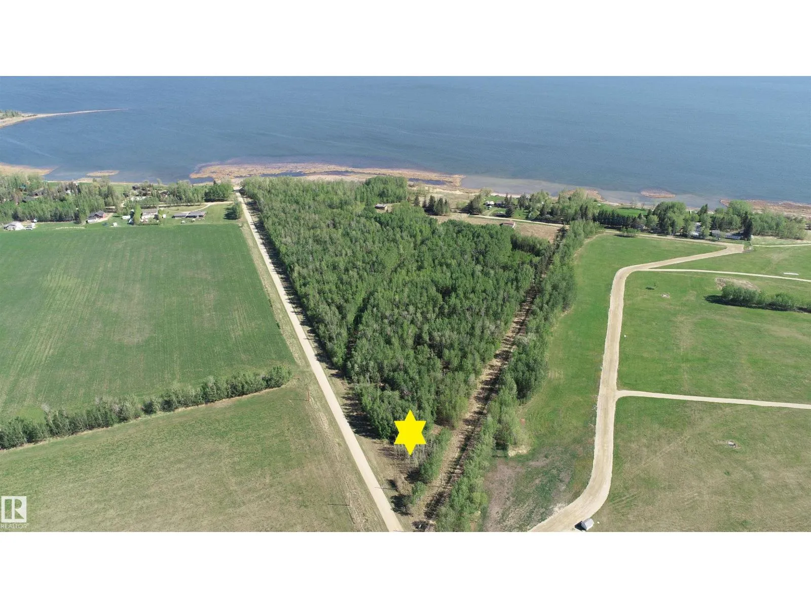 No Building for rent: 400 54411 Rge Rd 40, Rural Lac Ste. Anne County, Alberta T0E 0A0