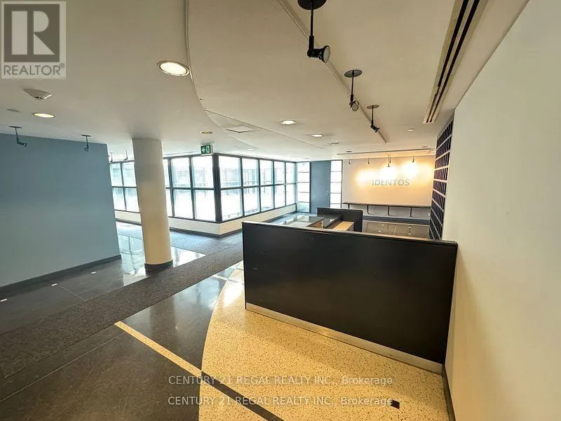 Offices for rent: 400 - 622 College Street, Toronto, Ontario M6G 1B4