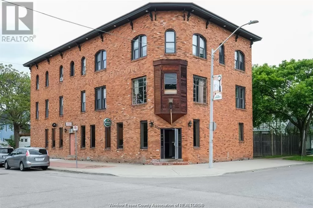 400 Chilver Road Unit# 208, Windsor, Ontario N8Y 2J7