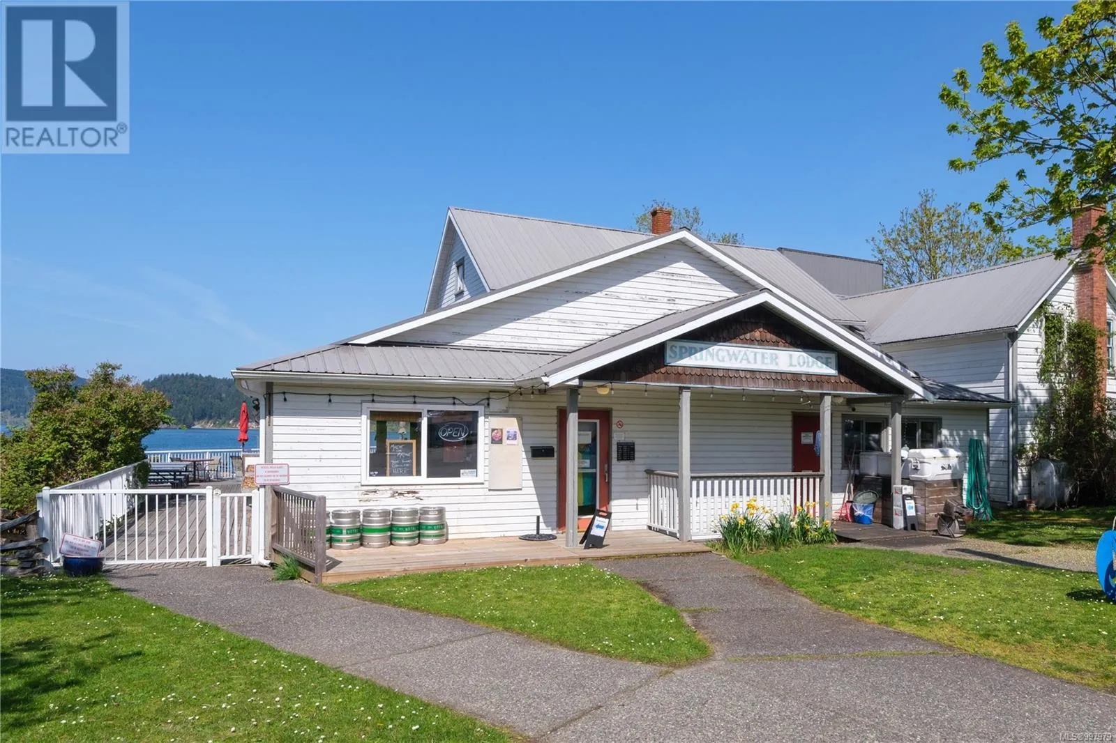 Other for rent: 400 Fernhill Rd, Mayne Island, British Columbia V0N 2J0