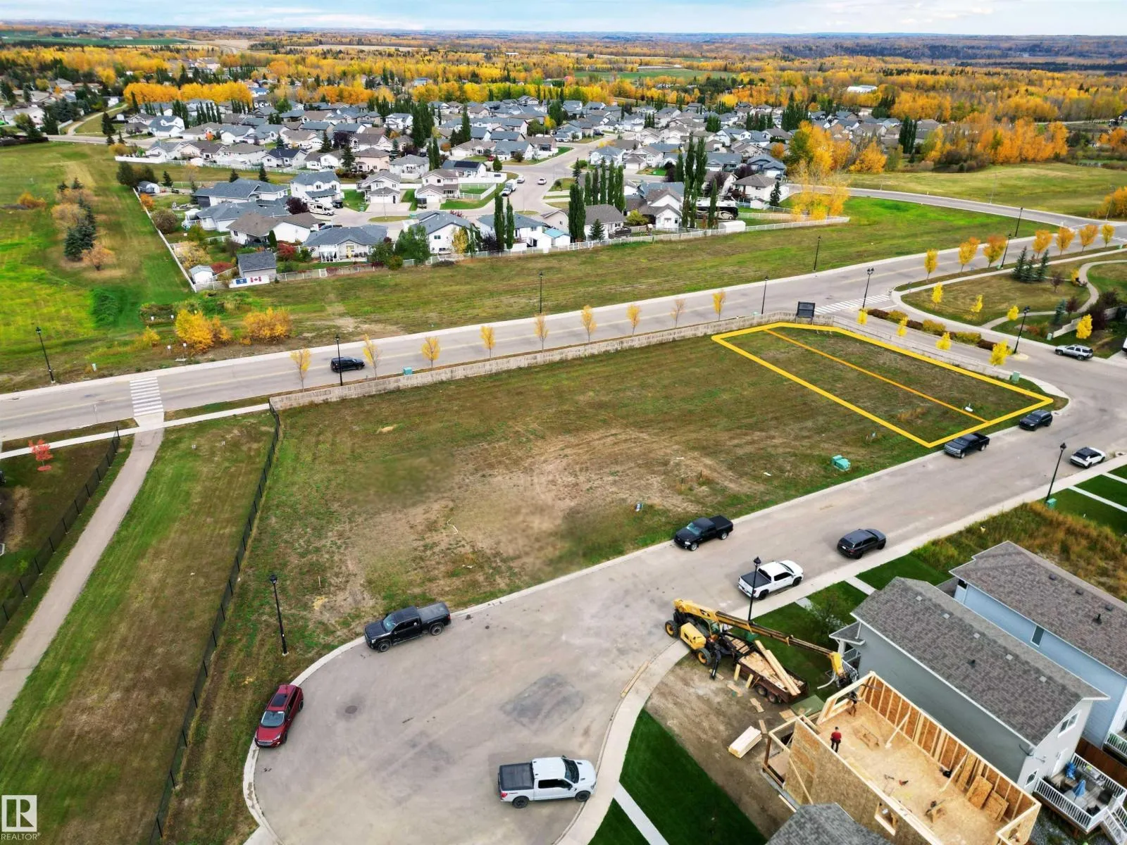 No Building for rent: 4002 & 4004 42 Av, Drayton Valley, Alberta T7A 0B5