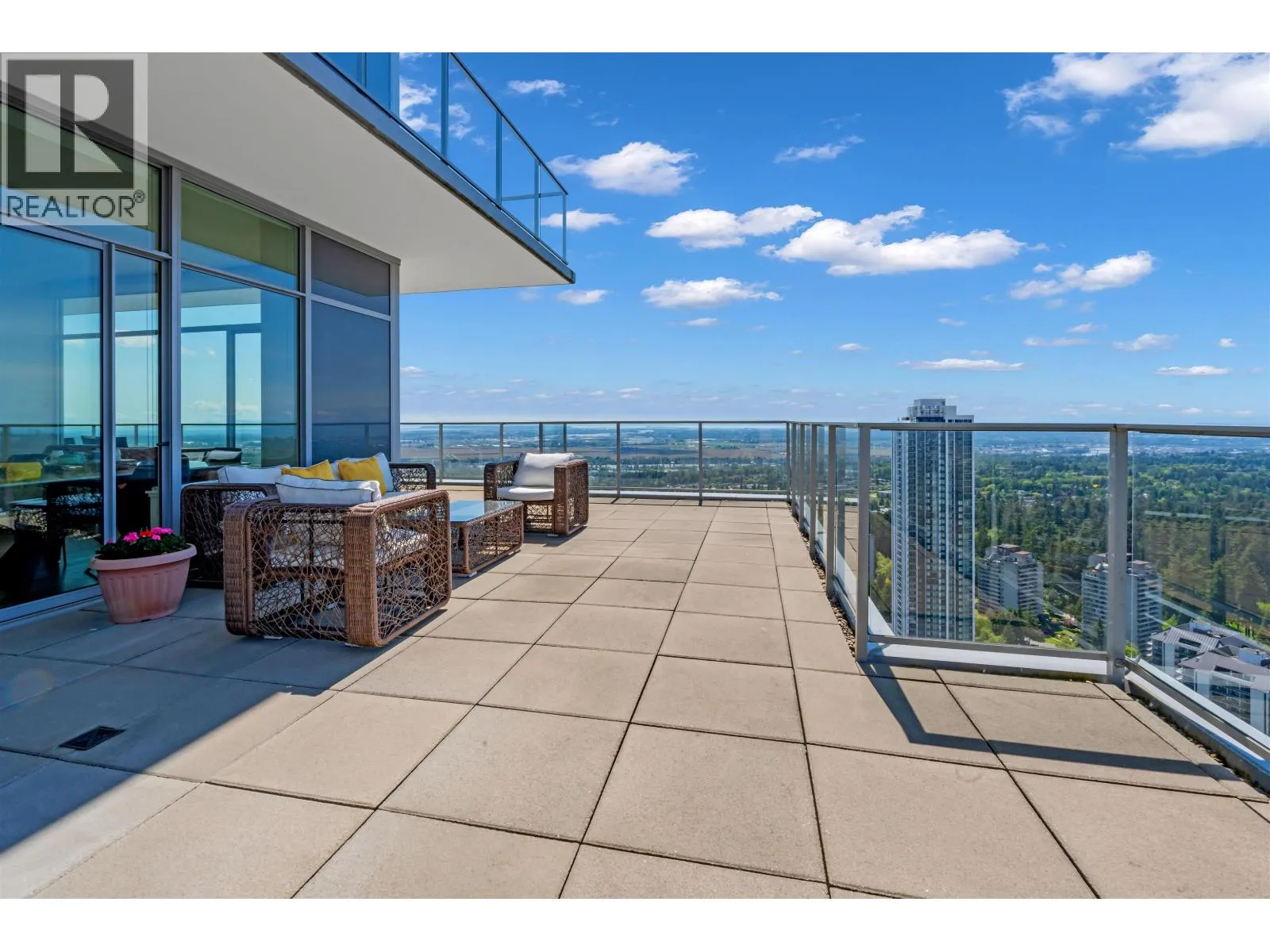 Apartment for rent: 4003 6383 Mckay Avenue, Burnaby, British Columbia V5H 0H8