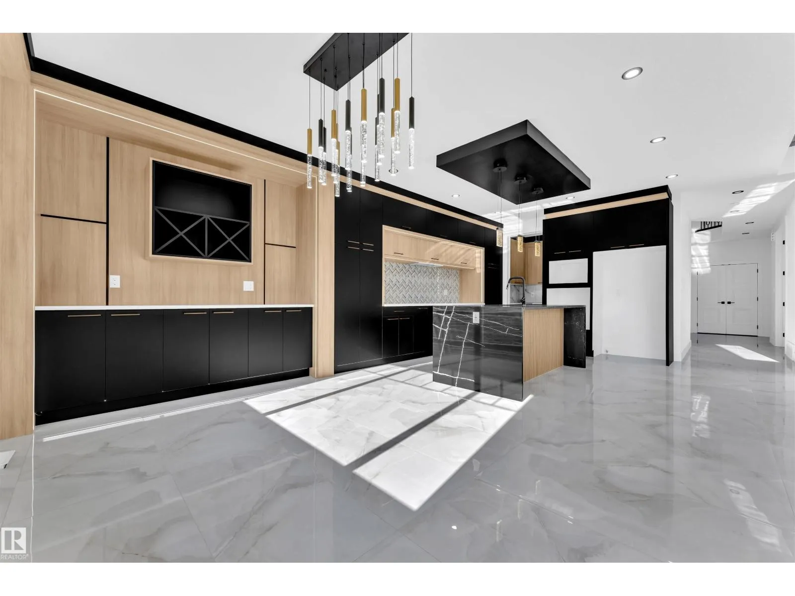 House for rent: 4008 40 St, Beaumont, Alberta T4X 2A8