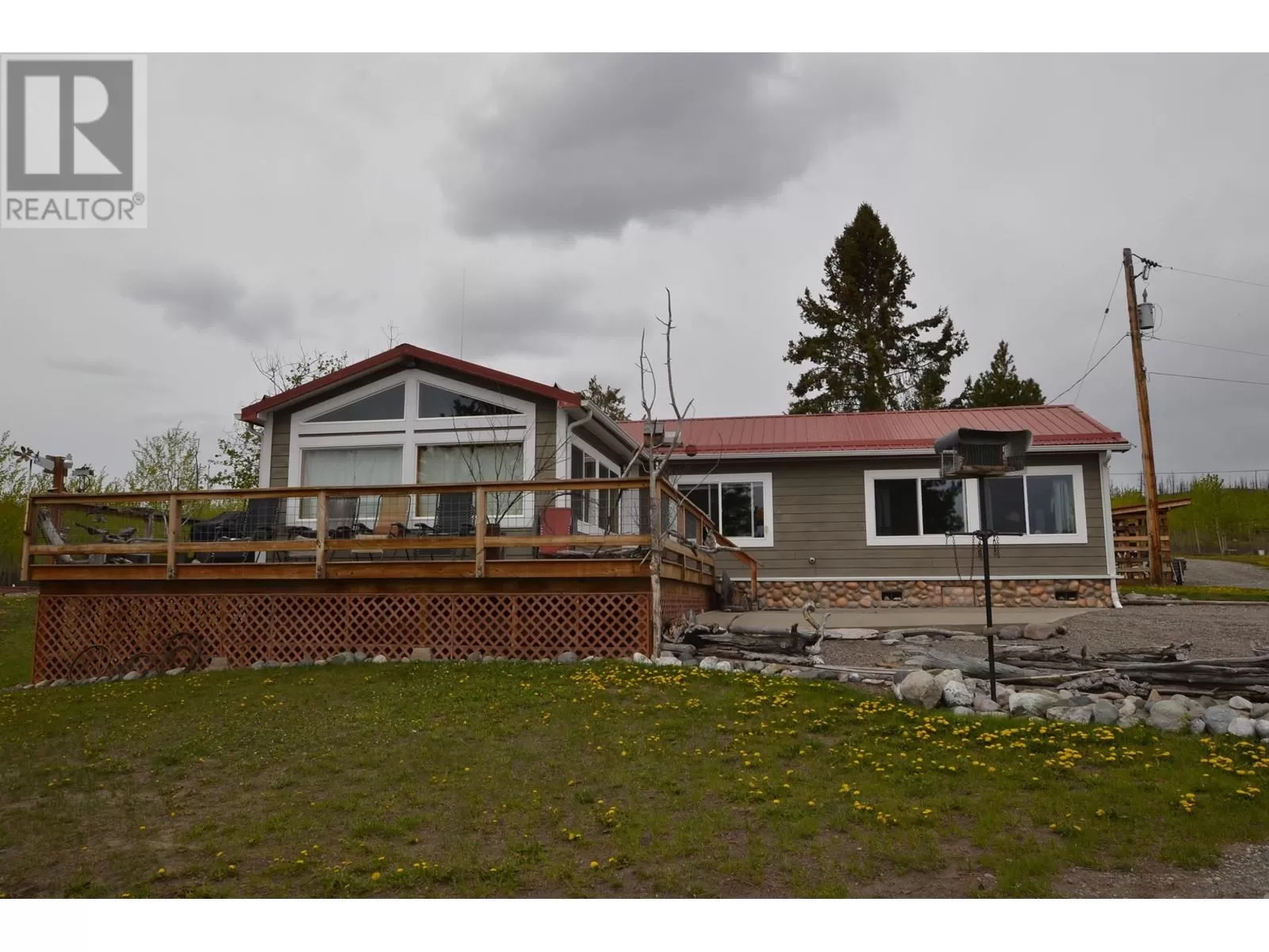 Recreational for rent: 4008 Puntzi Lake Road, Chilcotin, British Columbia V0L 1H0