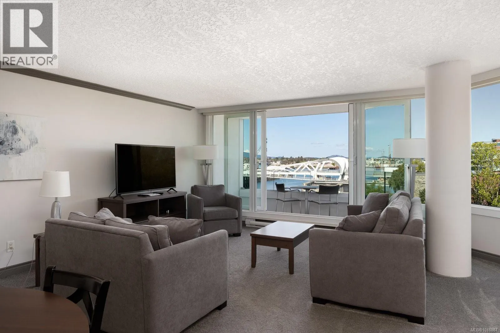 Apartment for rent: 401 1234 Wharf St, Victoria, British Columbia V8W 3H9