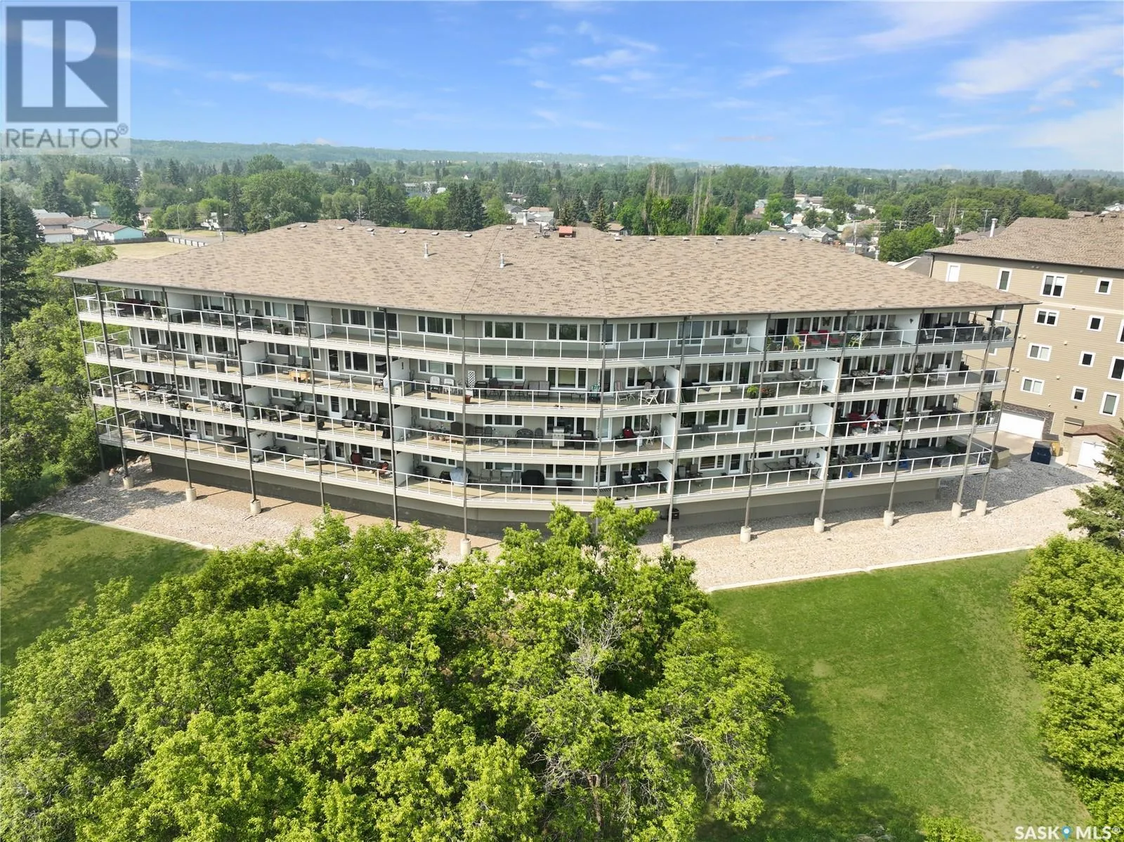 Apartment for rent: 401 1602 1st Street E, Prince Albert, Saskatchewan S6V 1G7