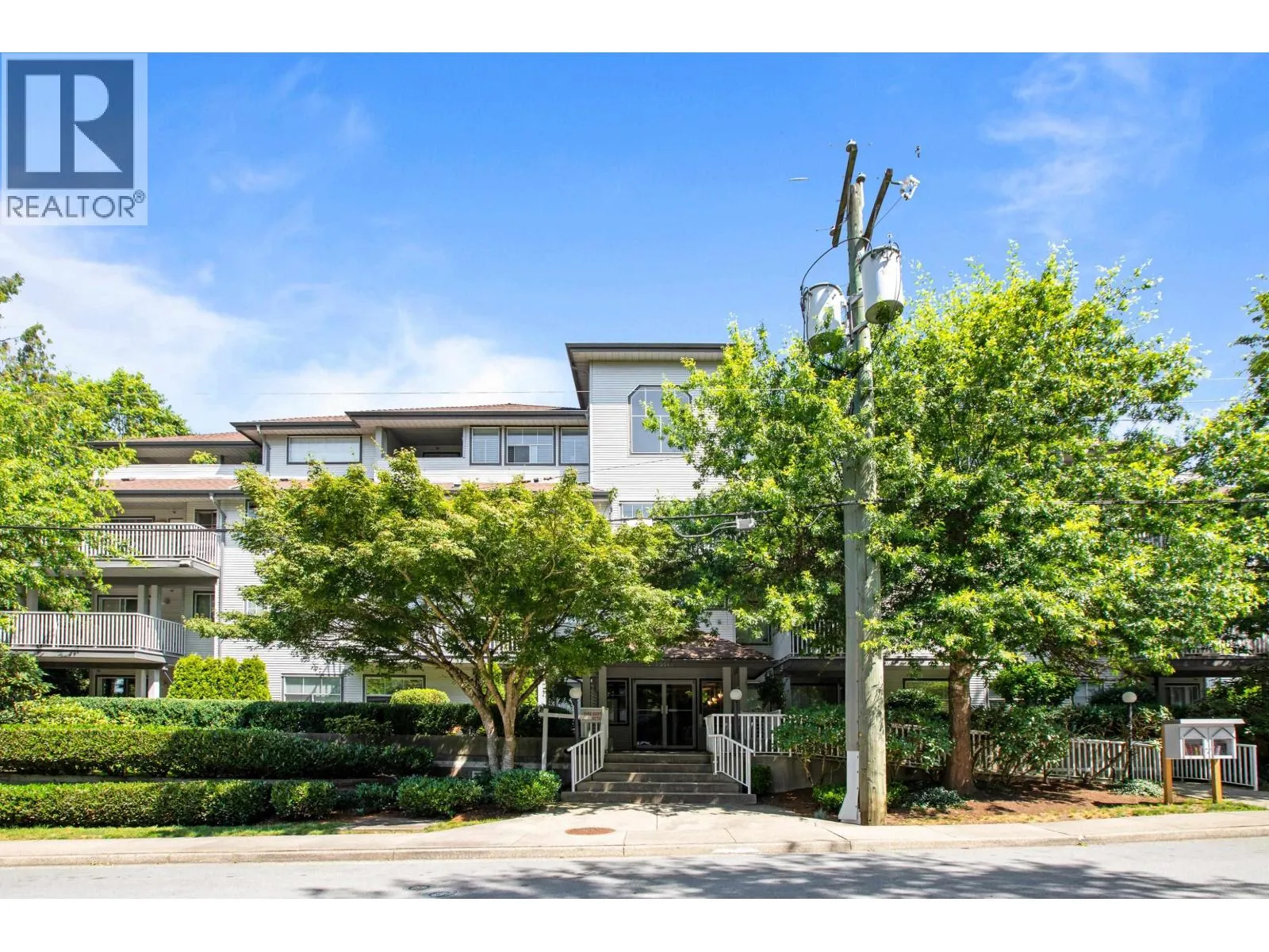 Apartment for rent: 401 20561 113 Avenue, Maple Ridge, British Columbia V2X 1E2