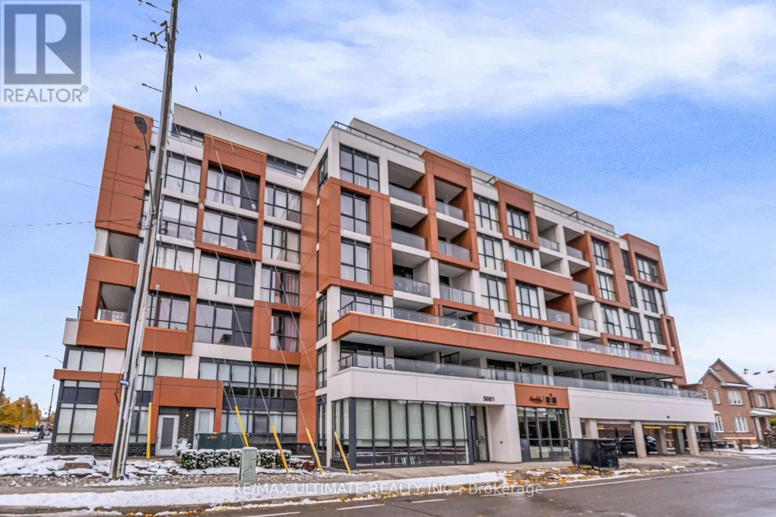 Apartment for rent: 401 - 5001 Corporate Drive, Burlington, Ontario L7L 0H5