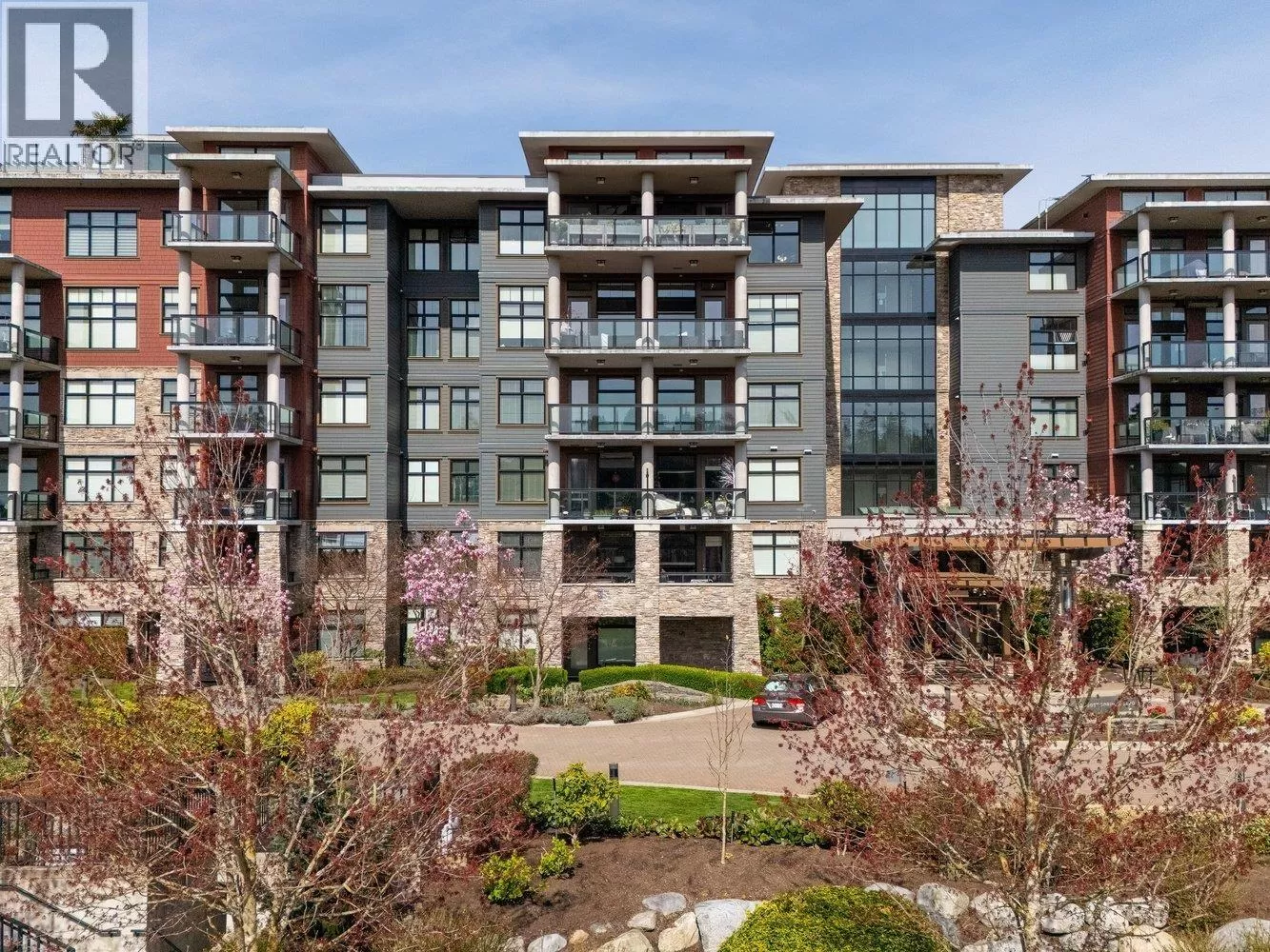 Apartment for rent: 401 5055 Springs Boulevard, Delta, British Columbia V4M 0A5