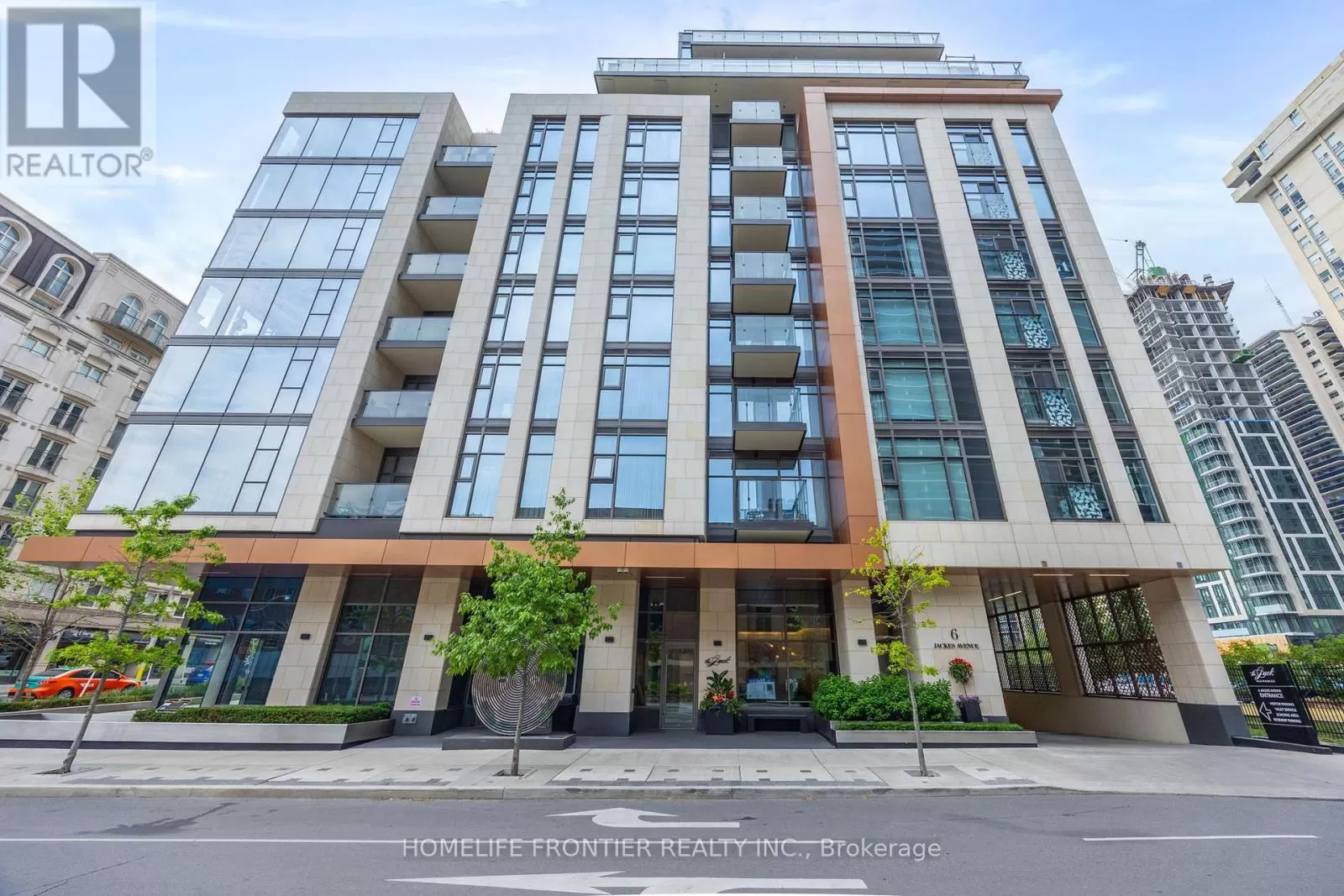 Apartment for rent: 401 - 6 Jackes Avenue, Toronto, Ontario M4T 0A5