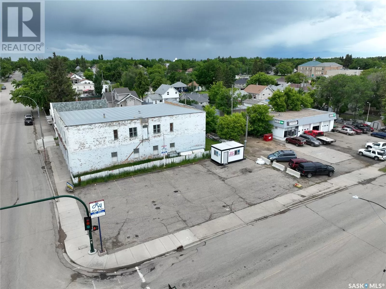 401 Lillooet Street W, Moose Jaw, Saskatchewan S6H 4Y5
