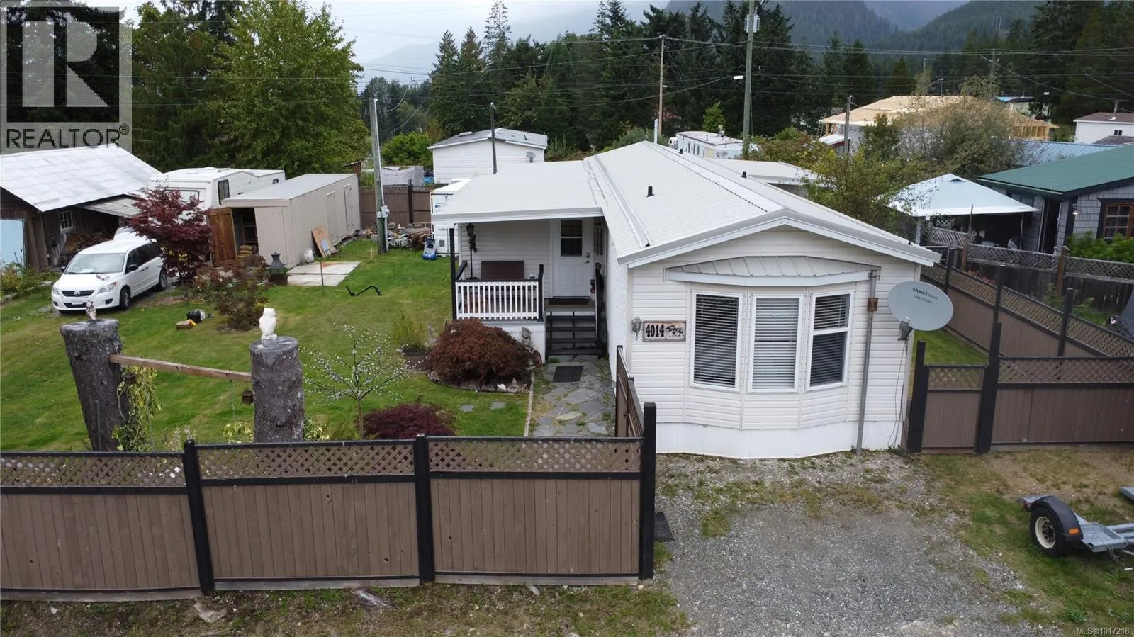 Manufactured Home for rent: 4014 Elk Dr, Woss, British Columbia V0N 3P0