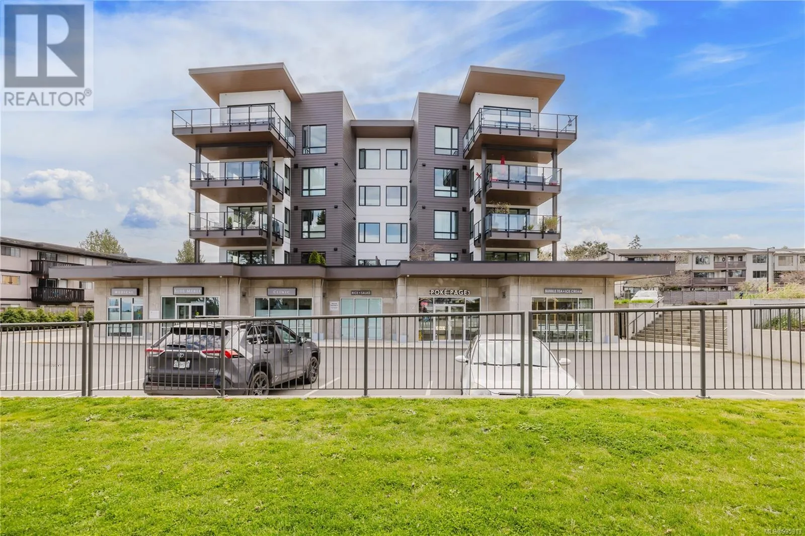 Apartment for rent: 402 100 Lombardy St, Parksville, British Columbia V9P 1P3