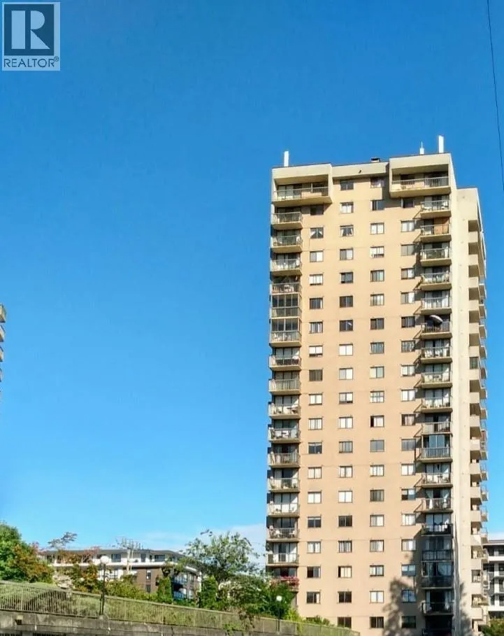 Apartment for rent: 402 145 St. Georges Avenue, North Vancouver, British Columbia V7L 3G8