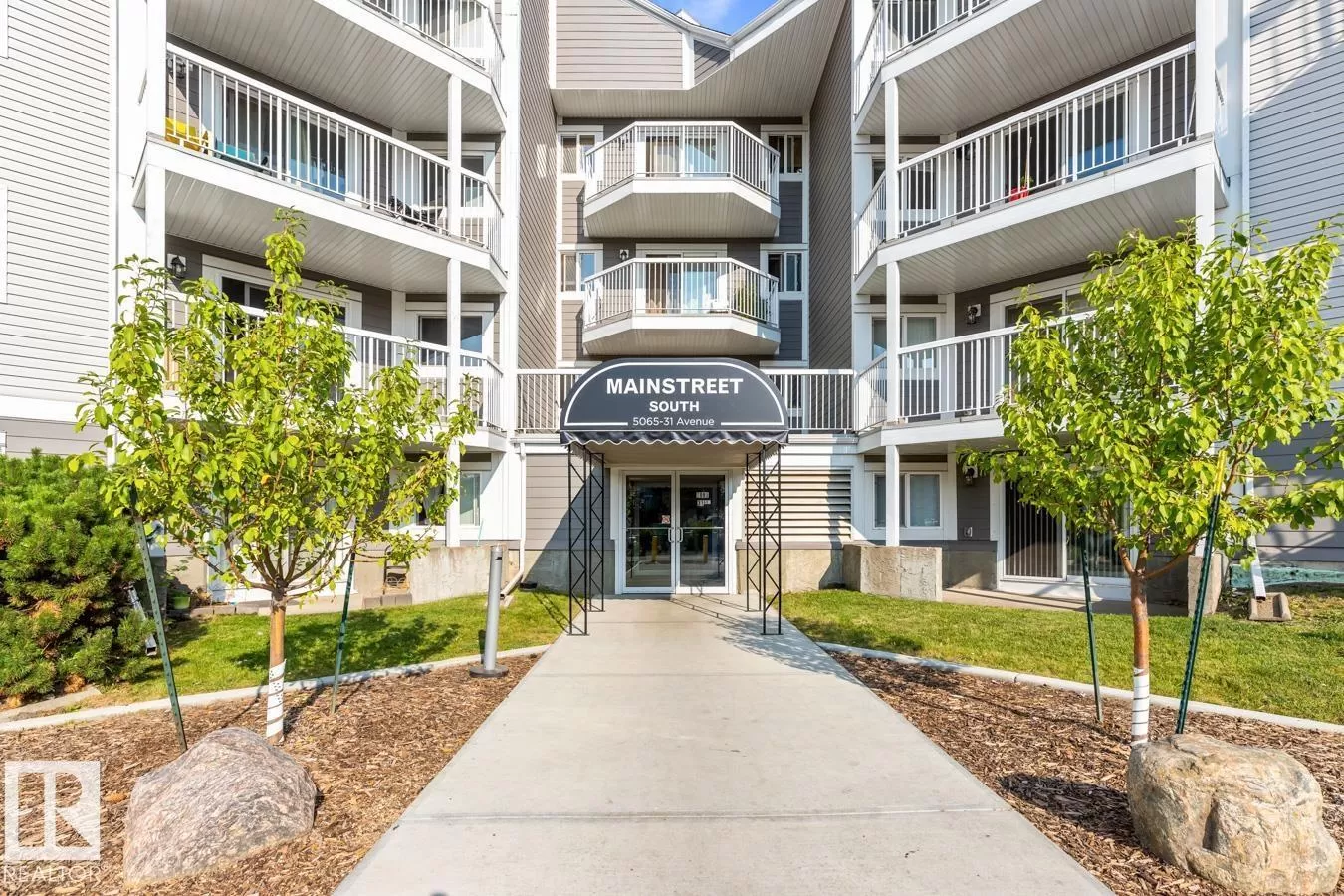 Apartment for rent: #402 5065 31 Av Nw, Edmonton, Alberta T6L 6S5