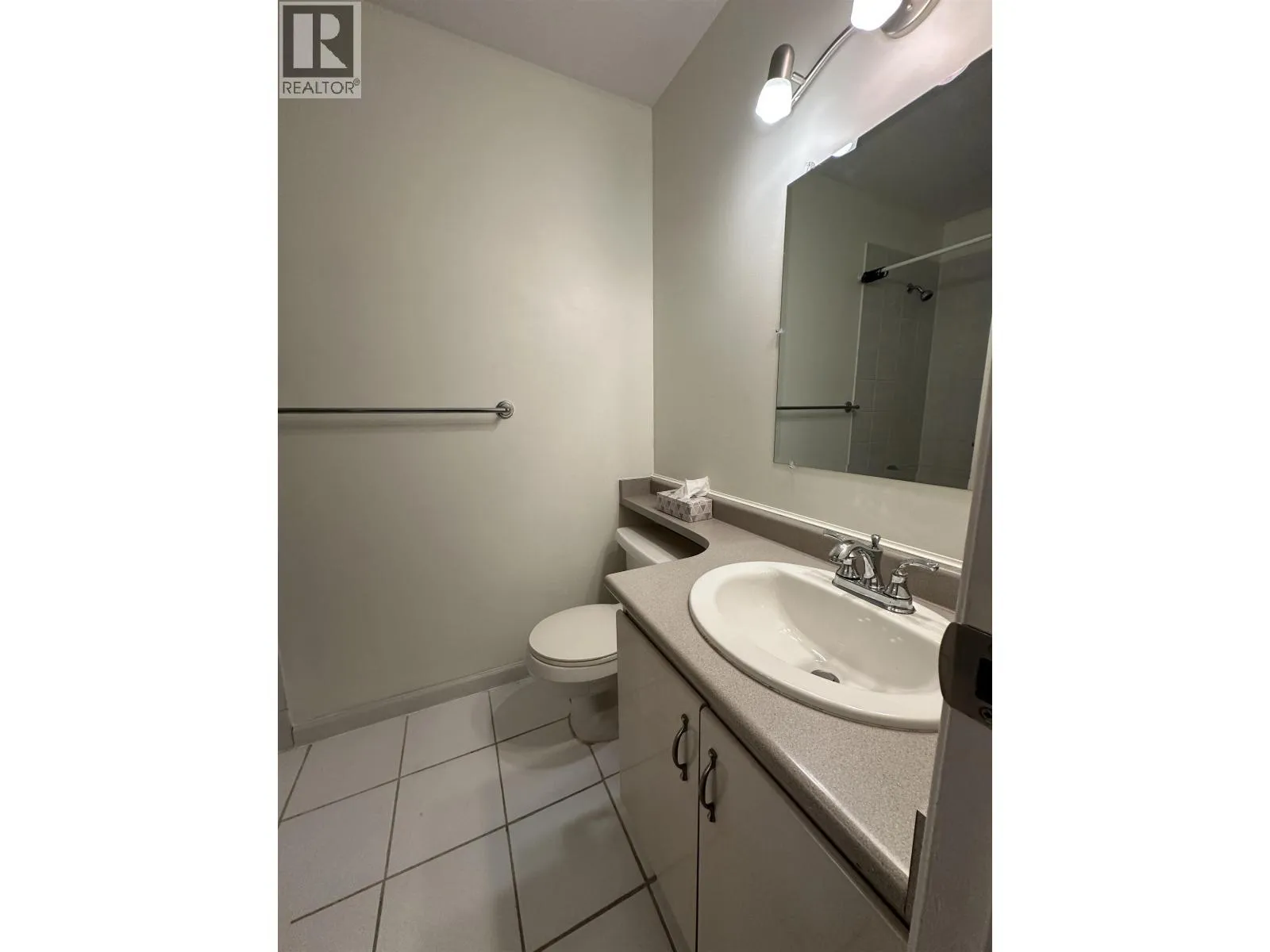 Apartment for rent: 402 509 Carnarvon Street, New Westminster, British Columbia V3L 5S4