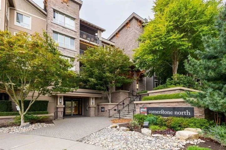 Apartment for rent: 402 5655 210a Street, Langley, British Columbia V3A 0G4