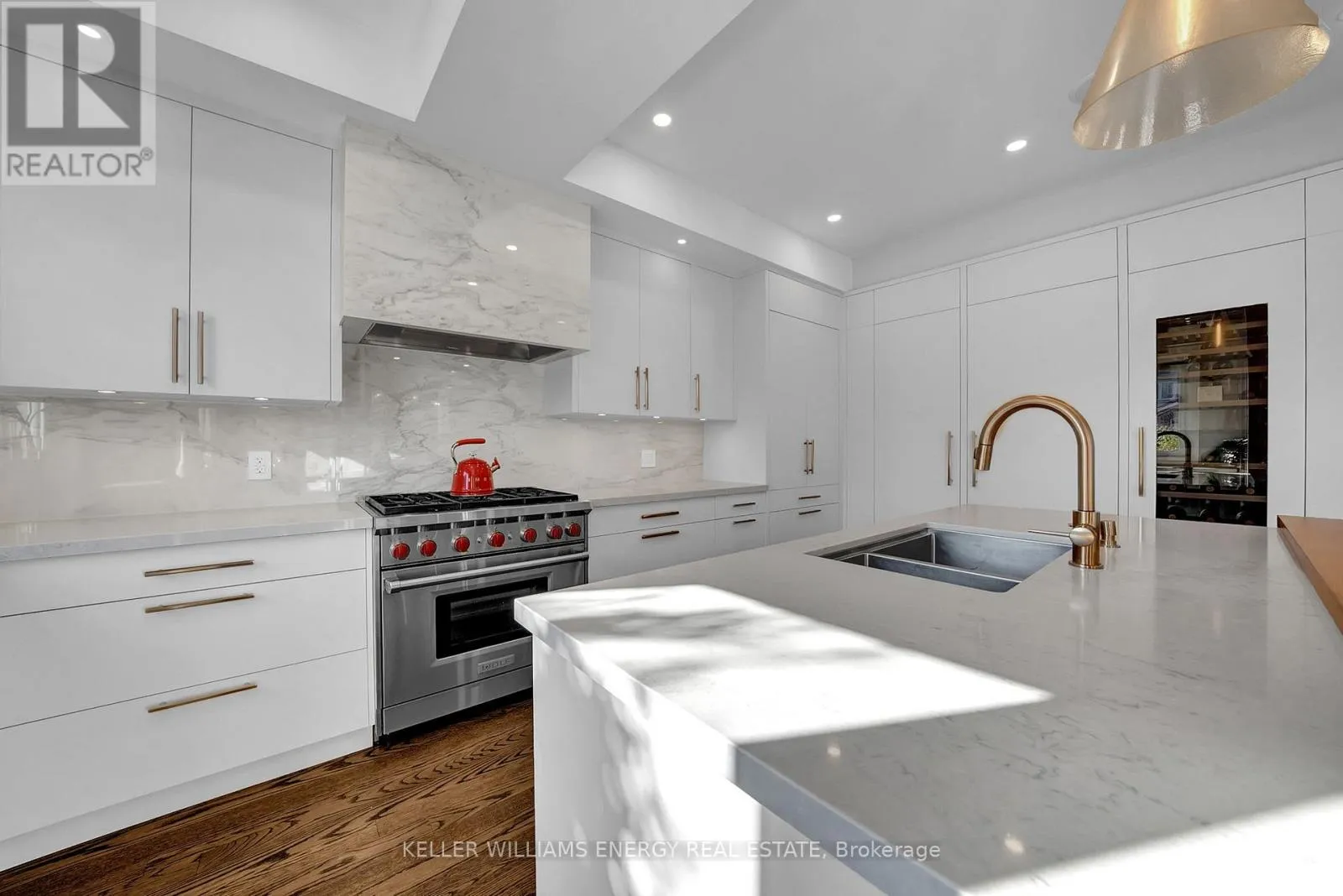 House for rent: 402 Bovin Avenue, Oshawa, Ontario L1L 0C6