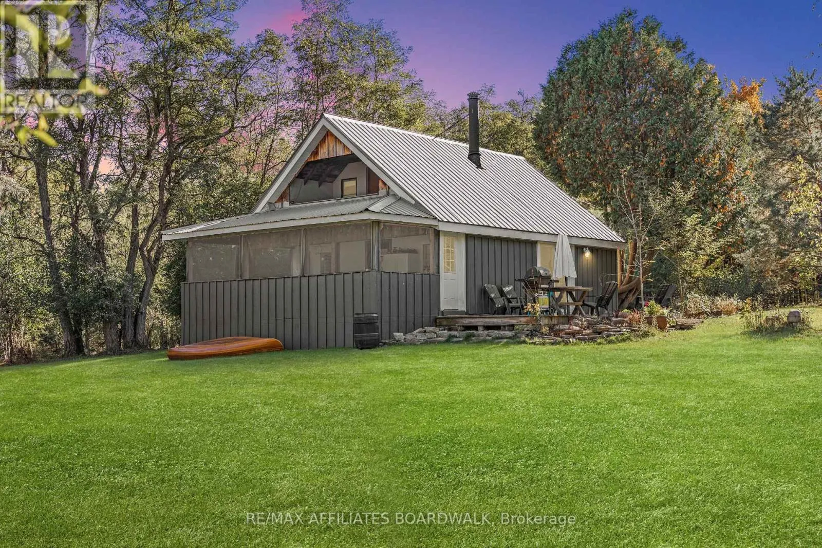 House for rent: 402 Mp4 Road, Rideau Lakes, Ontario K0G 1V0