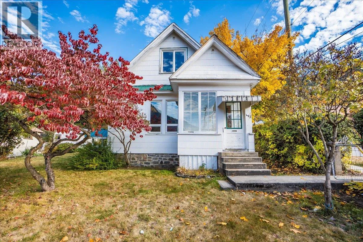 House for rent: 402 Nelson Avenue, Nelson, British Columbia V1L 2M9