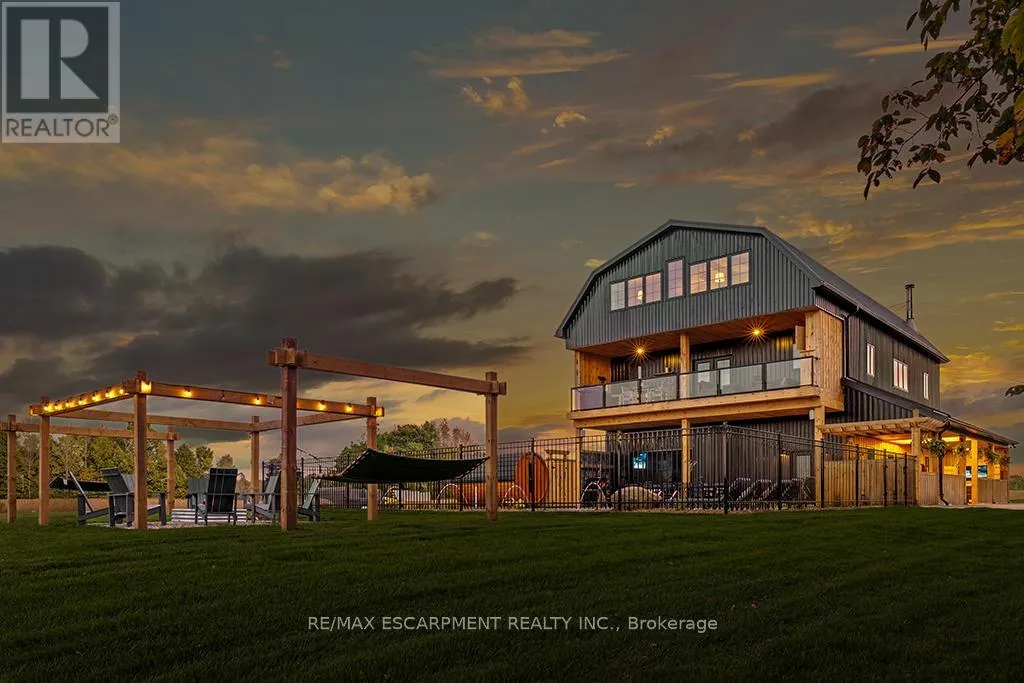 House for rent: 402075 Grey Road 17, Georgian Bluffs, Ontario N0H 2T0