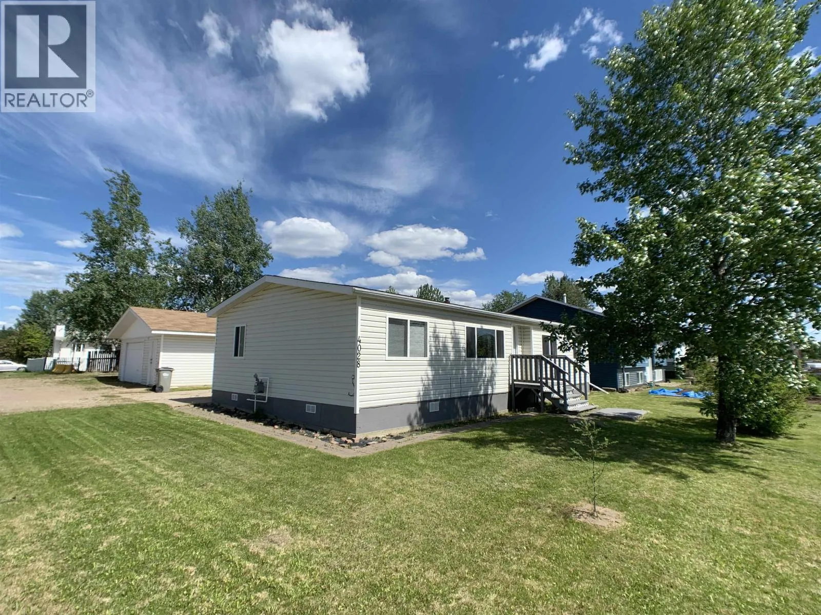 Manufactured Home/Mobile for rent: 4028 Poplar Avenue, Fort Nelson, British Columbia V0C 1R0