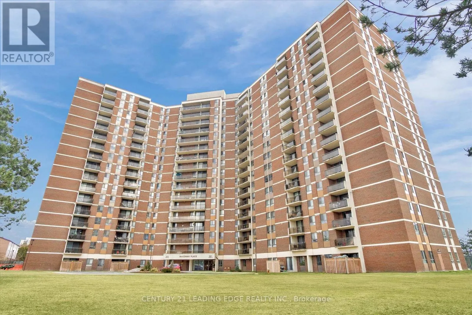 Apartment for rent: 403 - 121 Trudelle Street, Toronto, Ontario M1J 3K4