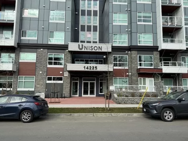 Apartment for rent: 403 14225 103a Avenue, Surrey, British Columbia V3T 0T4