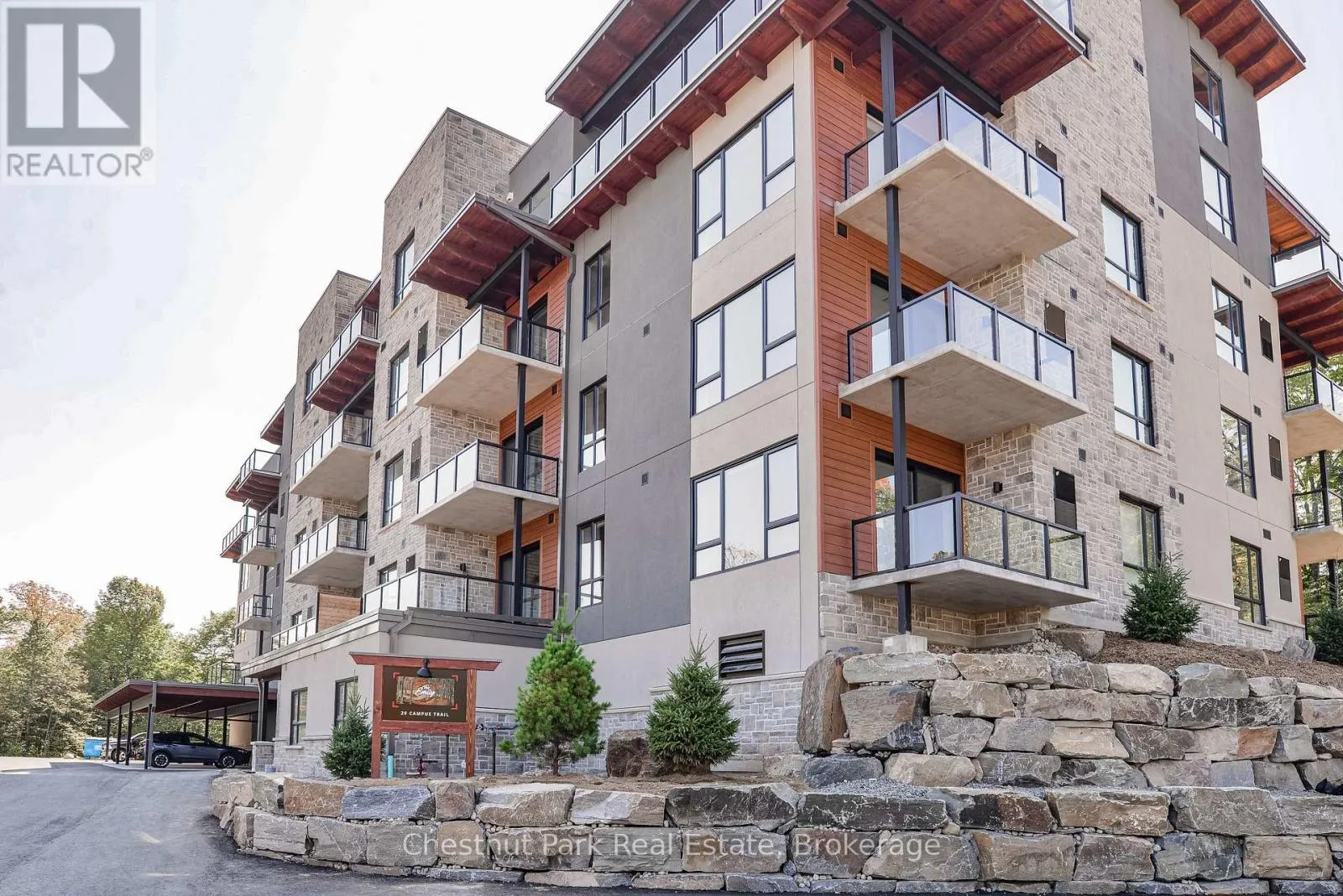 Apartment for rent: 403 - 20 Campus Trail, Huntsville, Ontario P1H 0K2