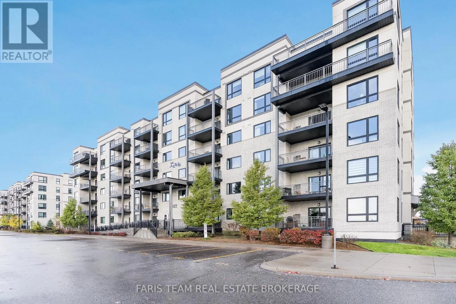 Apartment for rent: 403 - 295 Cundles Road E, Barrie, Ontario L4M 0K8