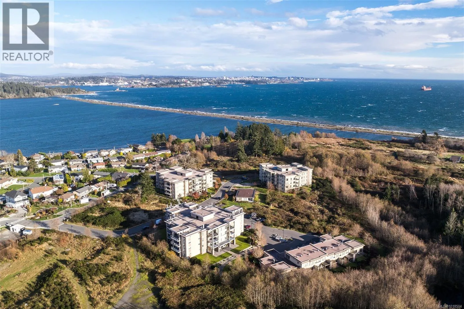 Apartment for rent: 403 3223 Selleck Way, Colwood, British Columbia V9C 0E7