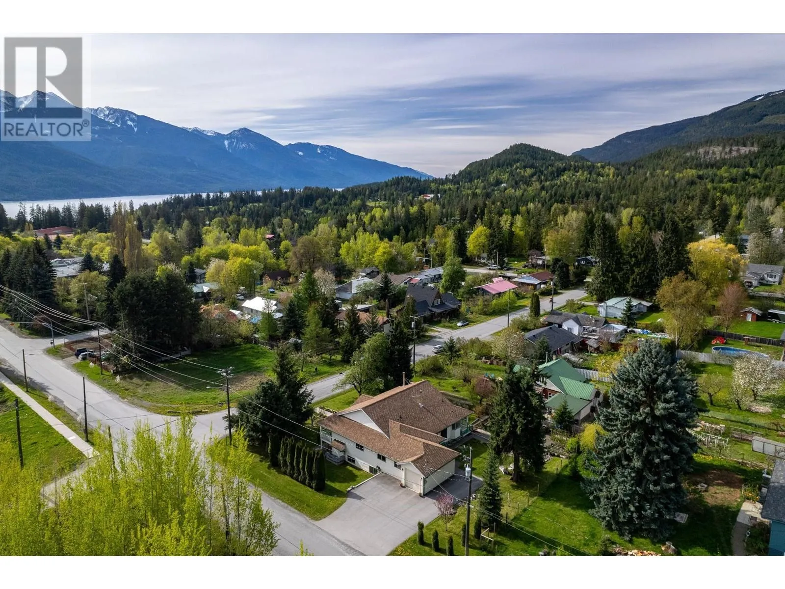 House for rent: 403 8th  S Street, Kaslo, British Columbia V0G 1M0