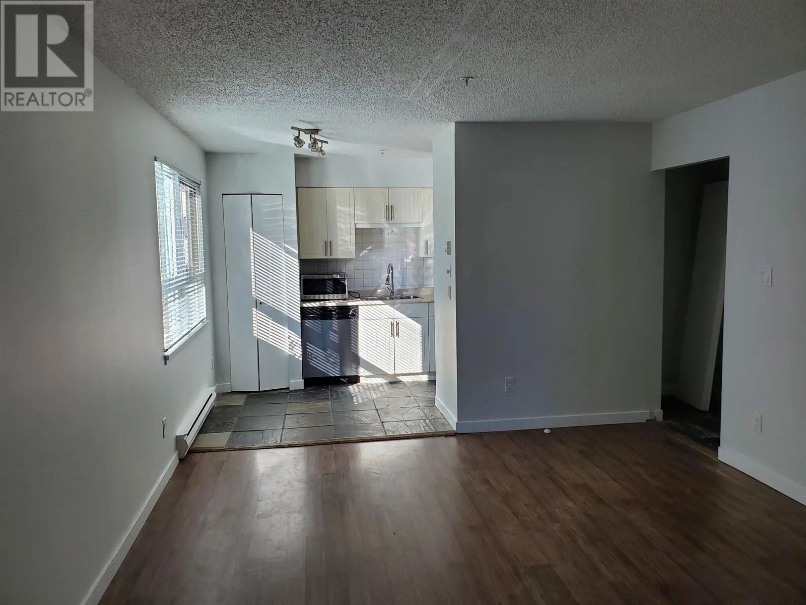 Apartment for rent: 403 921 Thurlow Street, Vancouver, British Columbia V6E 1W3