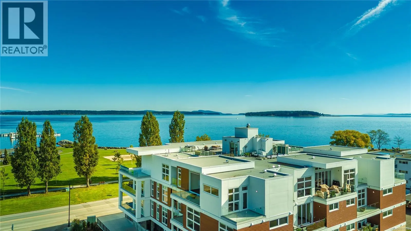 Apartment for rent: 403 9570 Fifth St, Sidney, British Columbia V8L 2W5