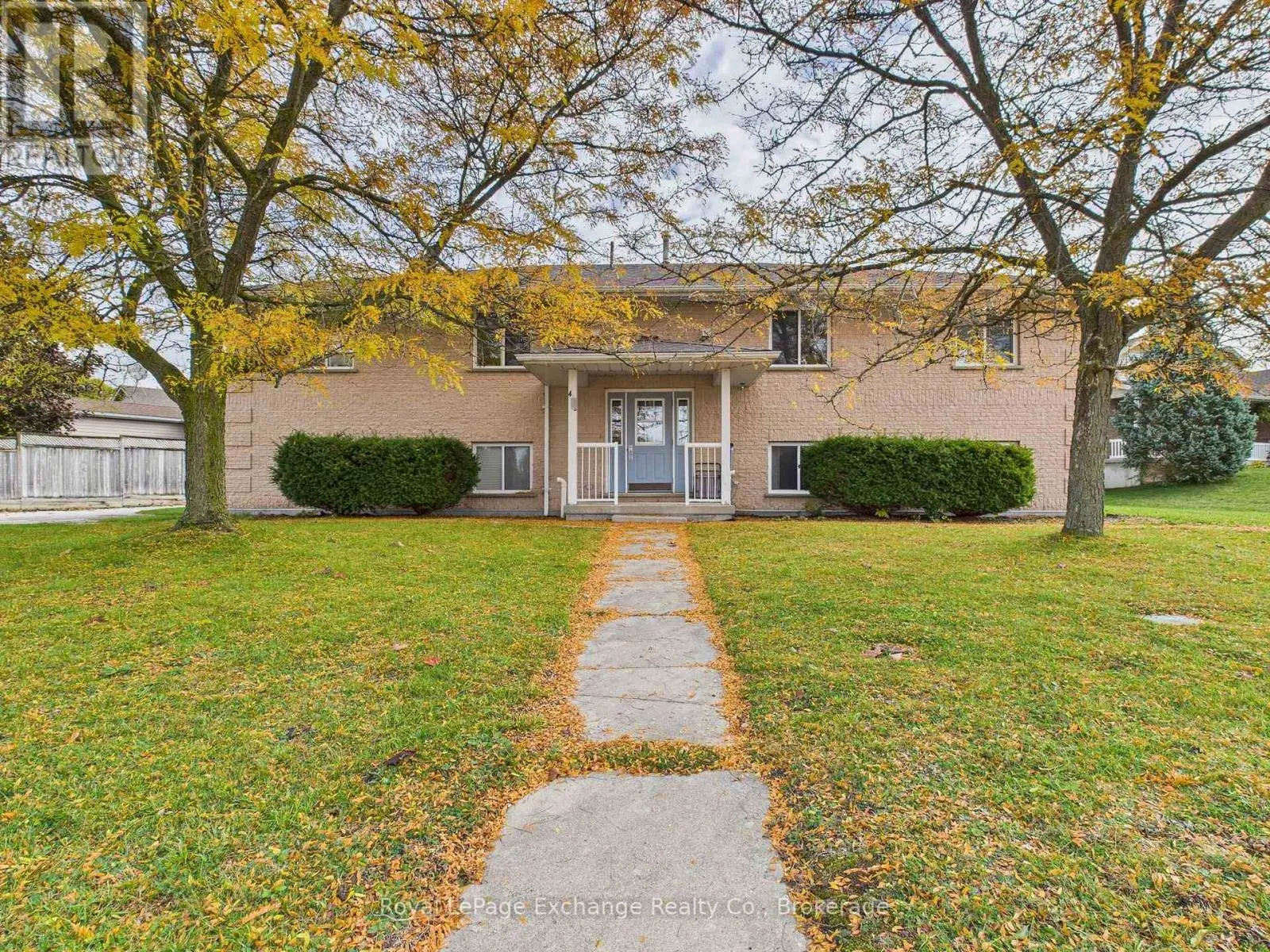 Fourplex for rent: 403 Highland Drive, North Huron, Ontario N0G 2W0