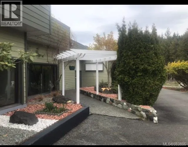 Other for rent: 4030 Byng Rd, Port Hardy, British Columbia V0N 2P0