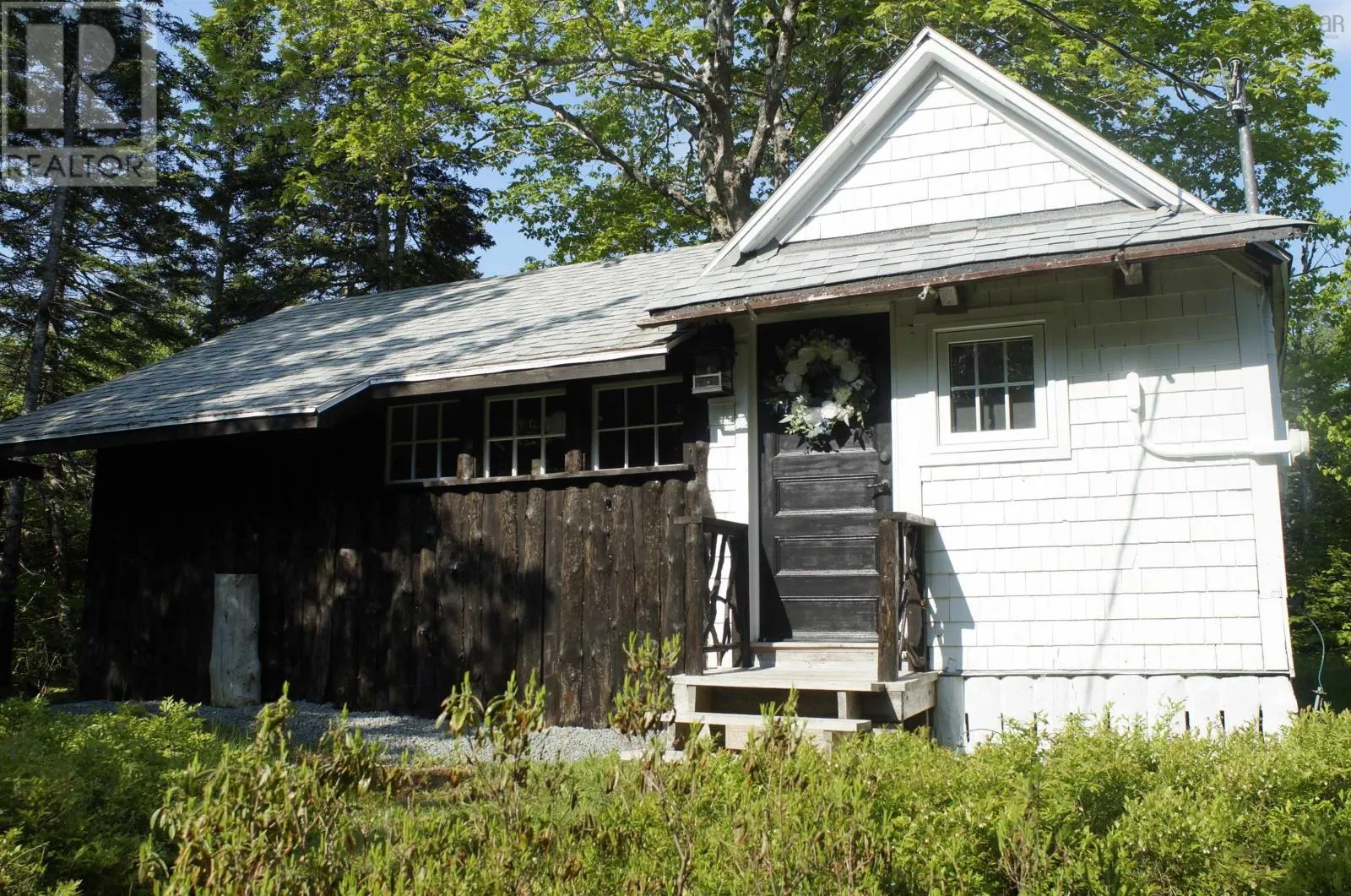 Recreational for rent: 4031 Loch Lomond Road, Loch Lomond, Nova Scotia B0A 1H0