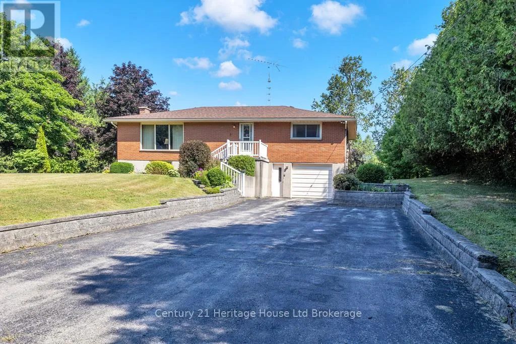 House for rent: 403131 Robinson Road, South-West Oxford, Ontario N5C 3J7