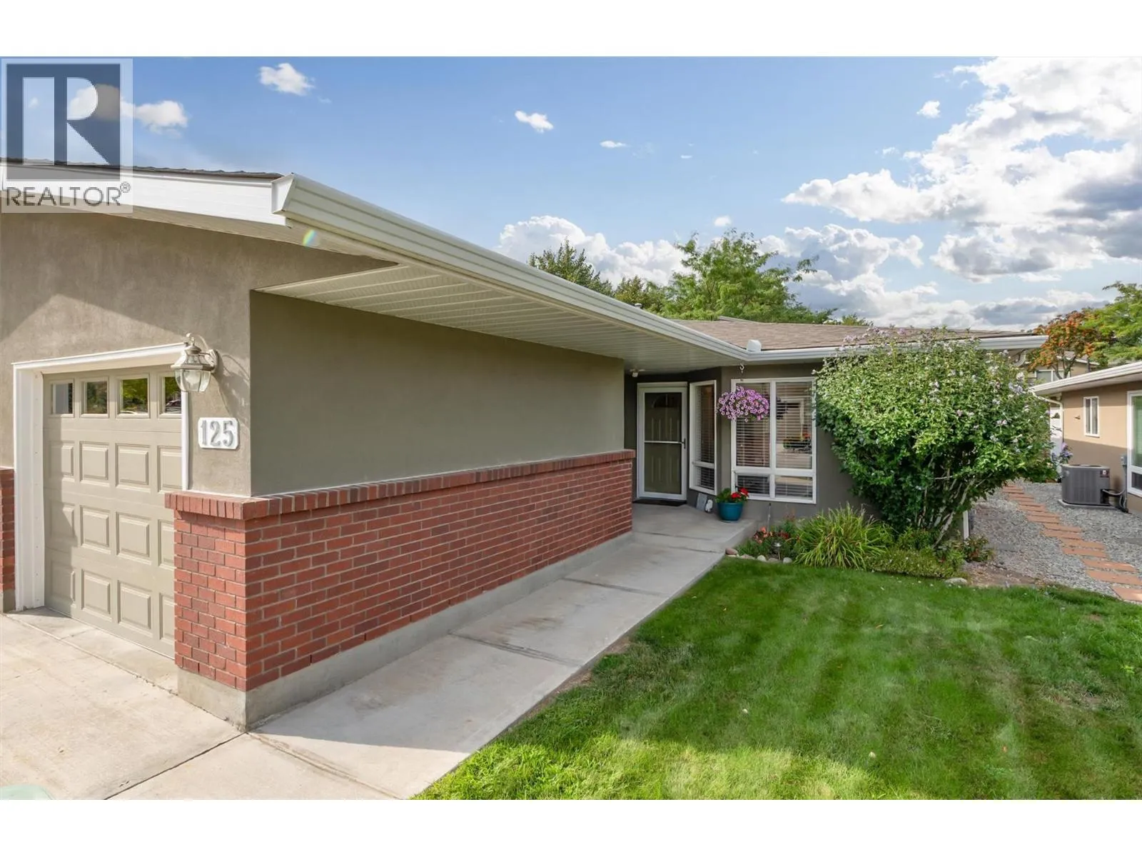 Row / Townhouse for rent: 4035 Gellatly Road S Unit# 125, West Kelowna, British Columbia V4T 1R7