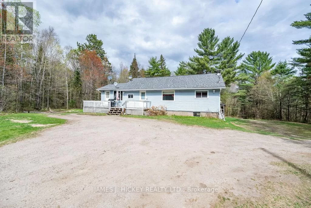 House for rent: 40388 Highway 17 Highway, Head, Clara and Maria, Ontario K0J 2K0