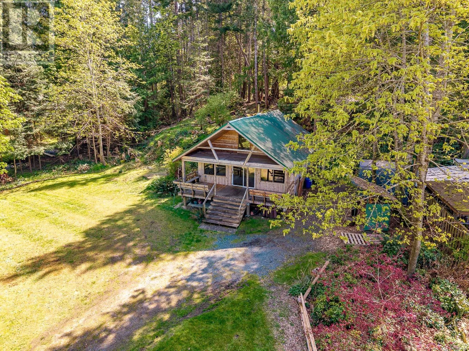 House for rent: 4039 East Rd, Denman Island, British Columbia V0R 1T0