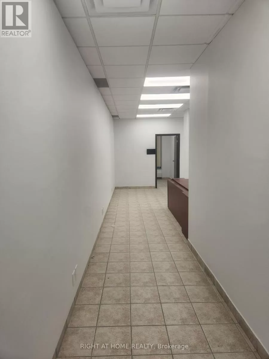 Offices for rent: 404 - 1017 Wilson Avenue, Toronto, Ontario M3K 1Z1