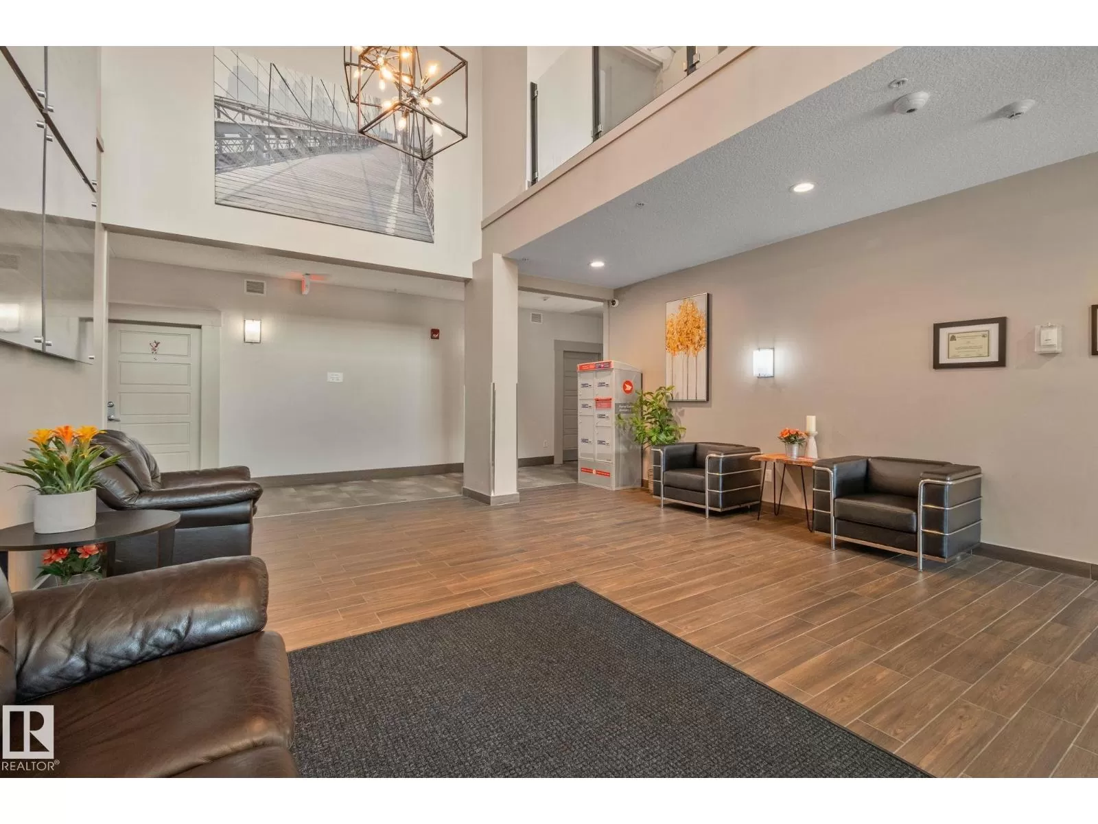 Apartment for rent: #404 1144 Adamson Dr Sw, Edmonton, Alberta T6W 2X7