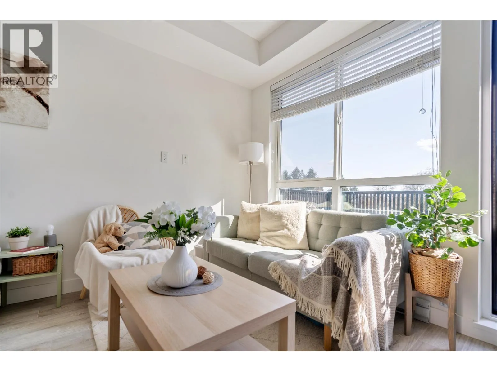 Apartment for rent: 404 2160 Grant Avenue, Port Coquitlam, British Columbia V3B 0T3