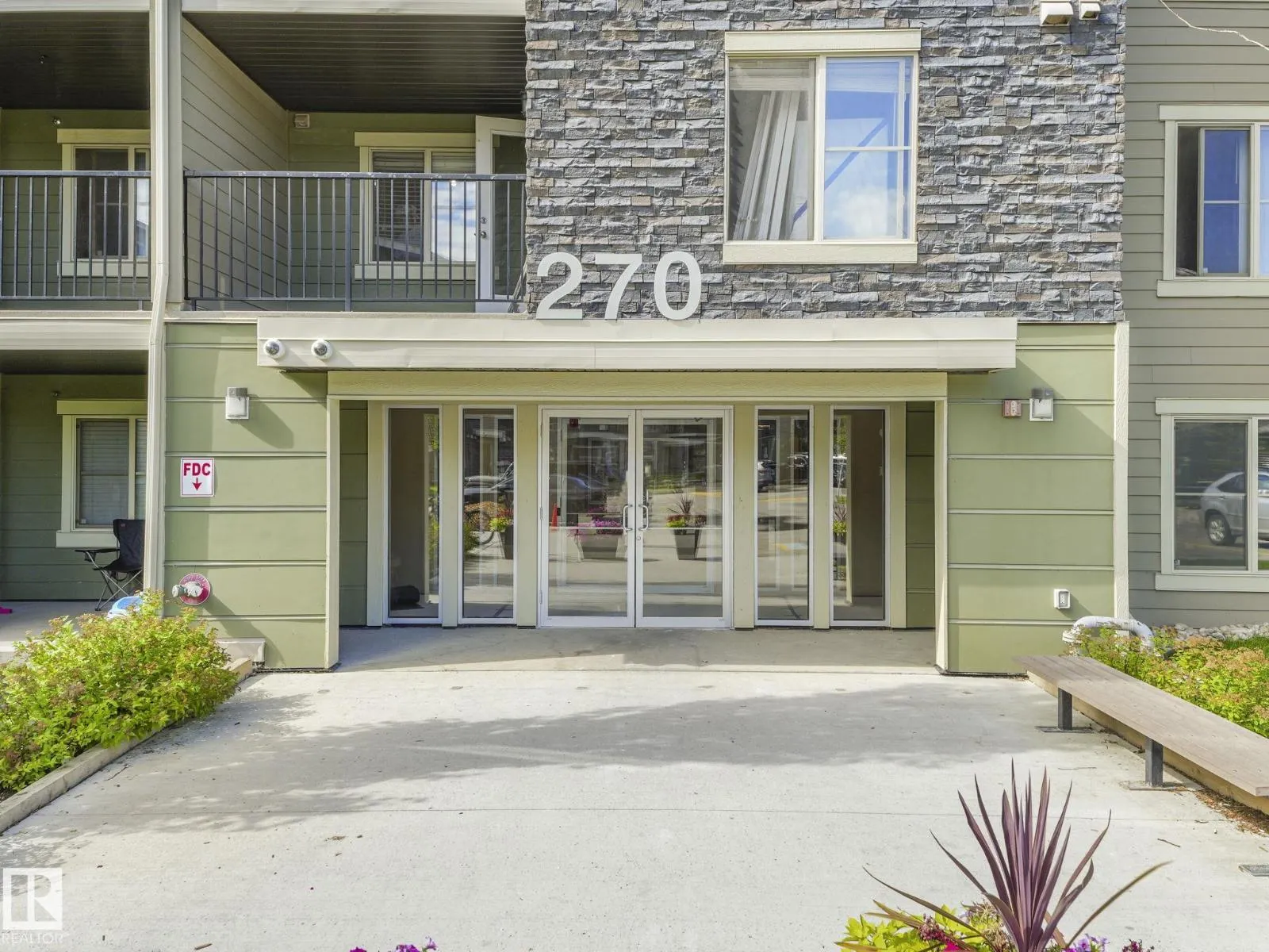 Apartment for rent: #404 270 Mcconachie Dr Nw, Edmonton, Alberta T5Y 3N4