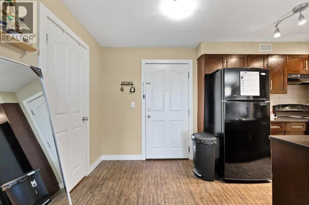 Apartment for rent: 404, 355 Taralake Way Ne, Calgary, Alberta T3J 0M1