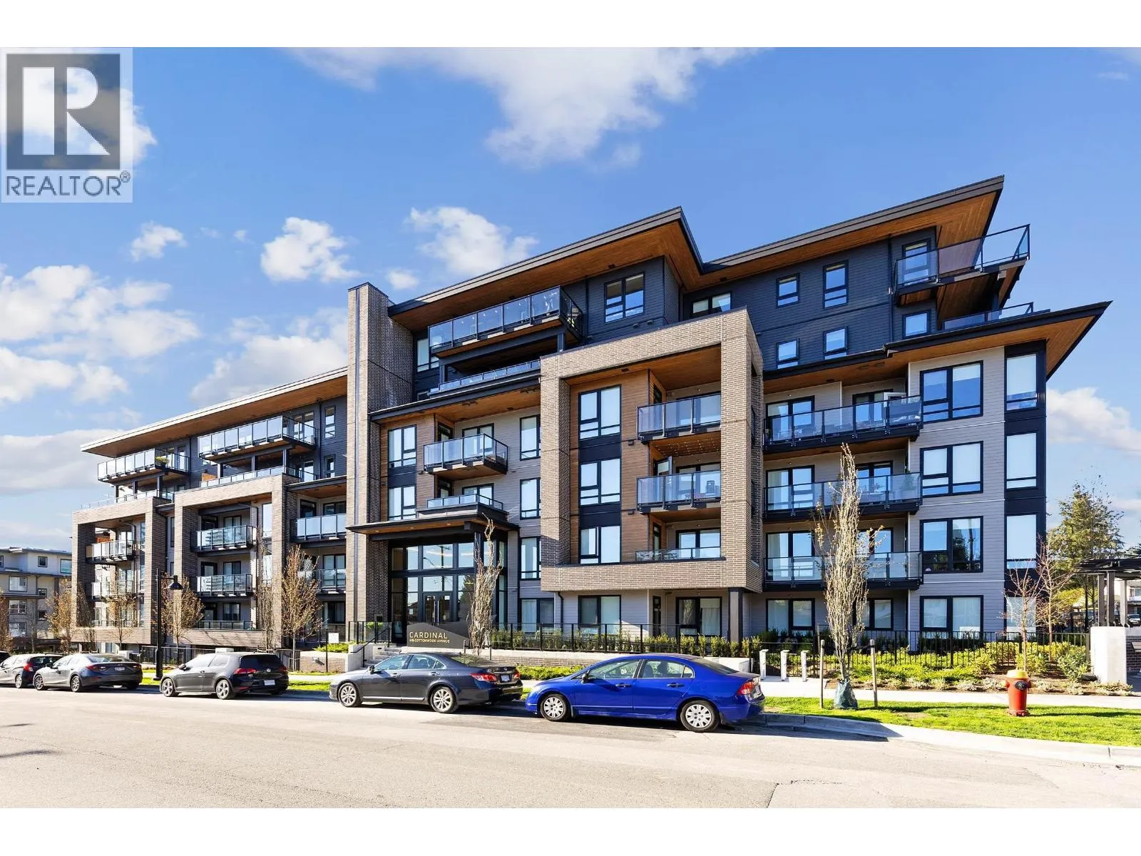 Apartment for rent: 404 615 Cottonwood Avenue, Coquitlam, British Columbia V3J 2S5