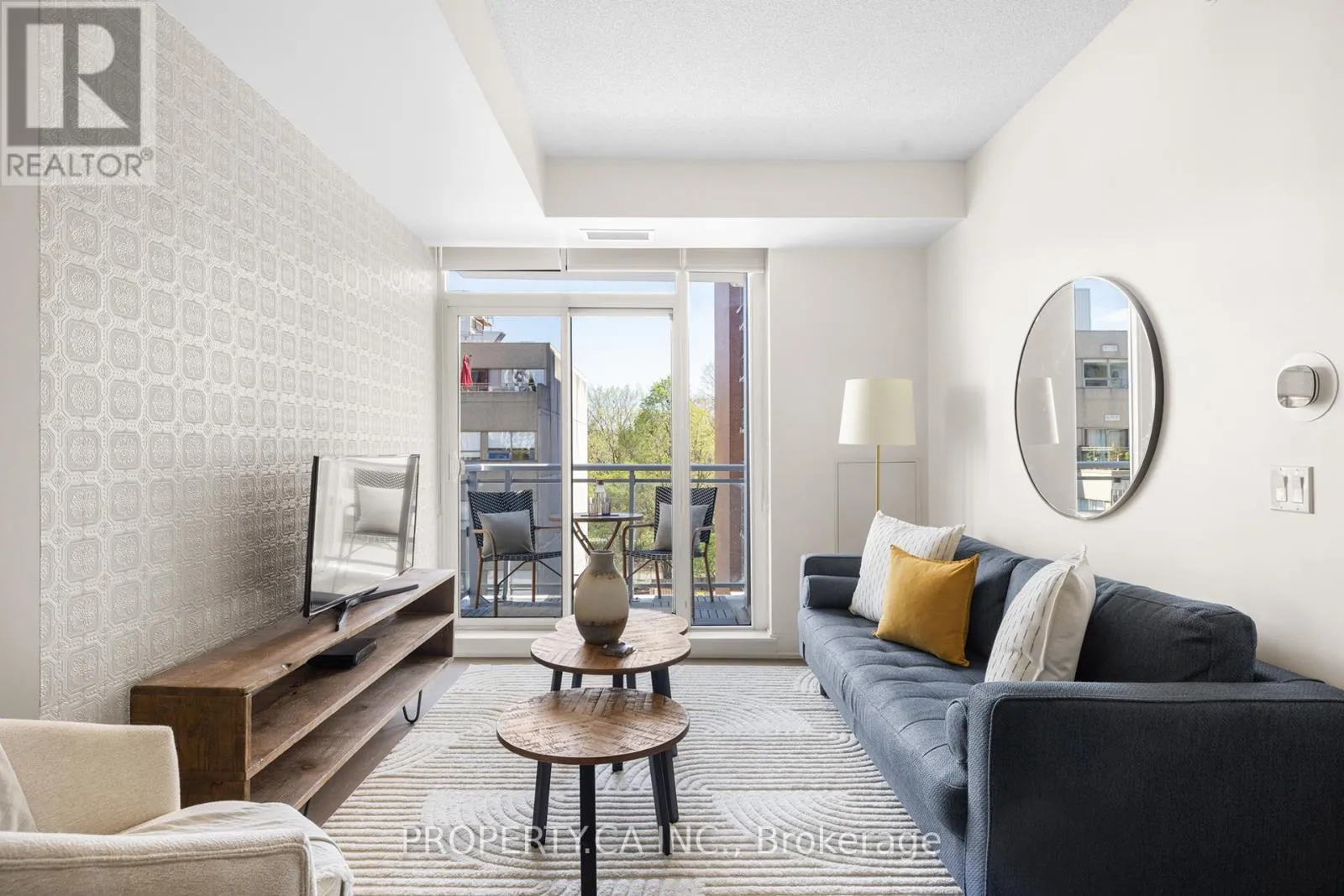 Apartment for rent: 404 - 68 Merton Street, Toronto, Ontario M4S 1A1