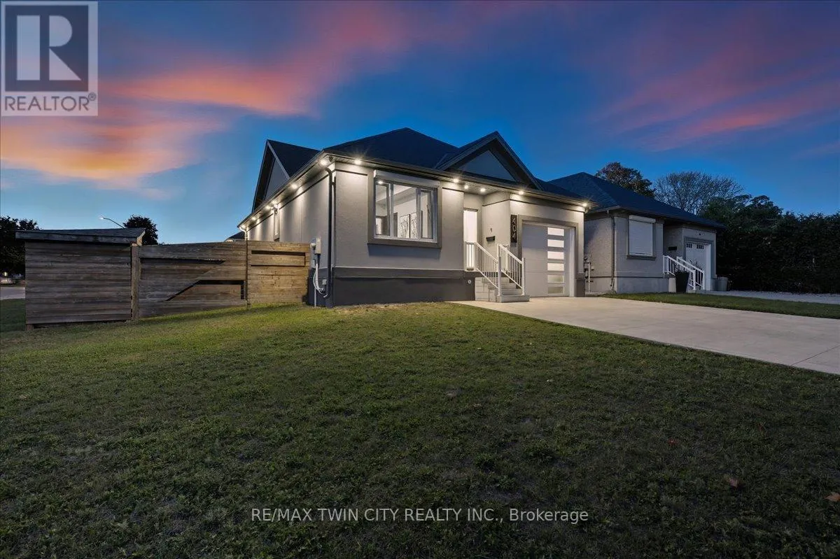 House for rent: 404 Montrose Street N, Cambridge, Ontario N3H 2P3