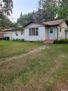 House for rent: 404 Second Avenue, Spy Hill, Saskatchewan S0A 3W0
